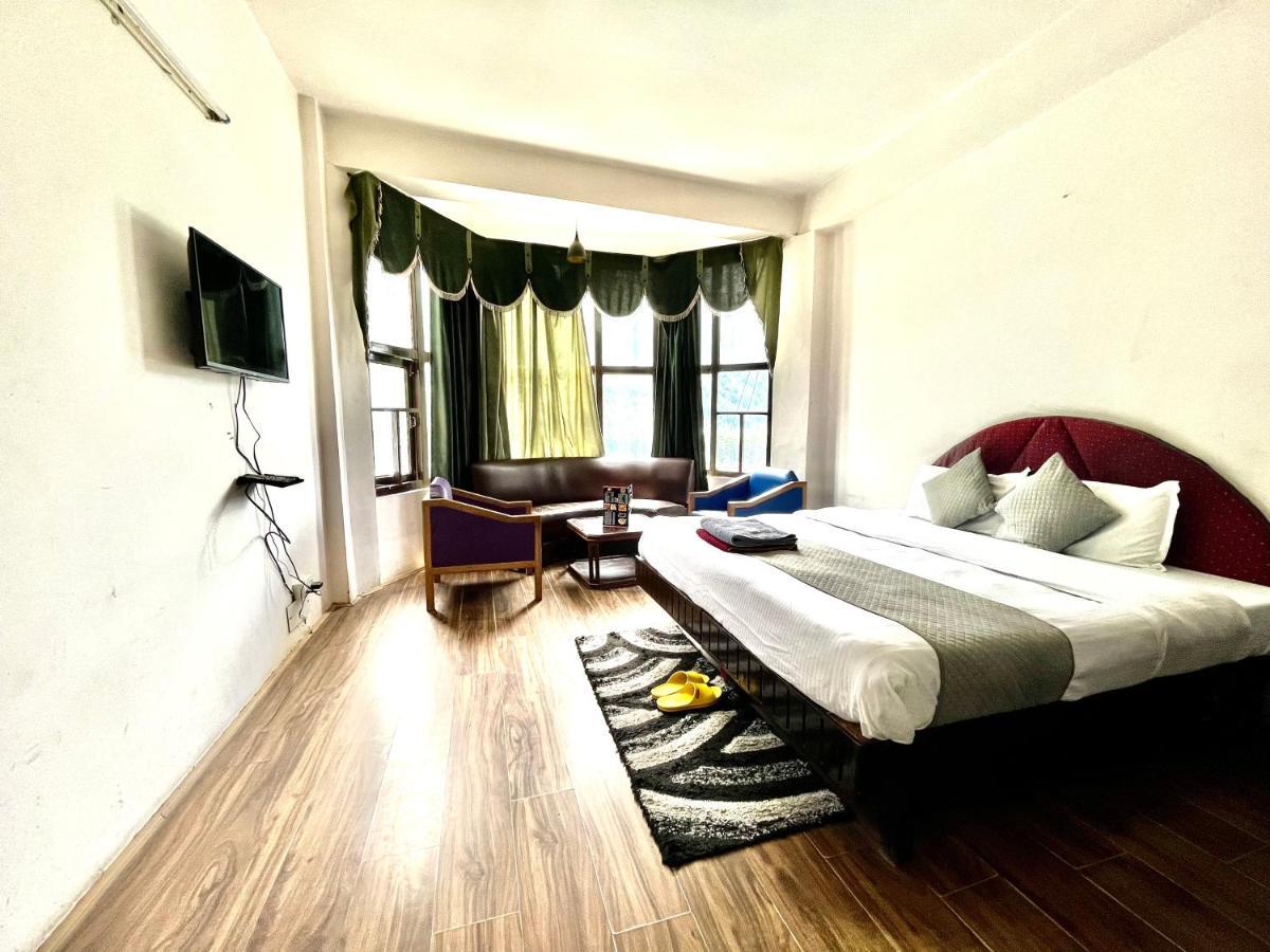Hotel Hadimba - In City Center Manāli Buitenkant foto