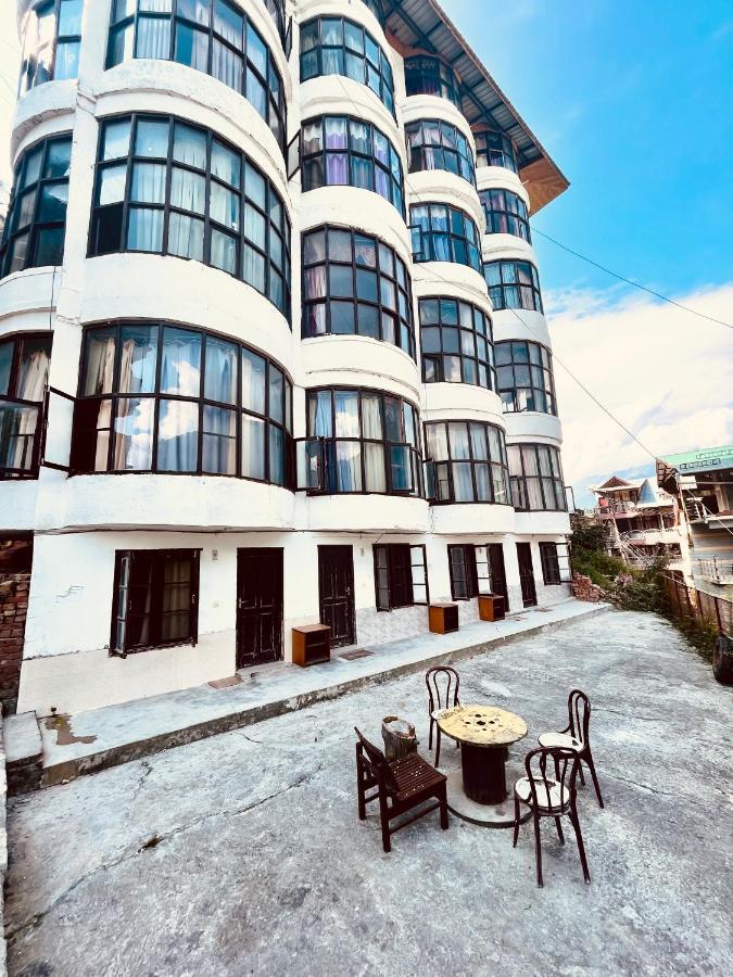 Hotel Hadimba - In City Center Manāli Buitenkant foto