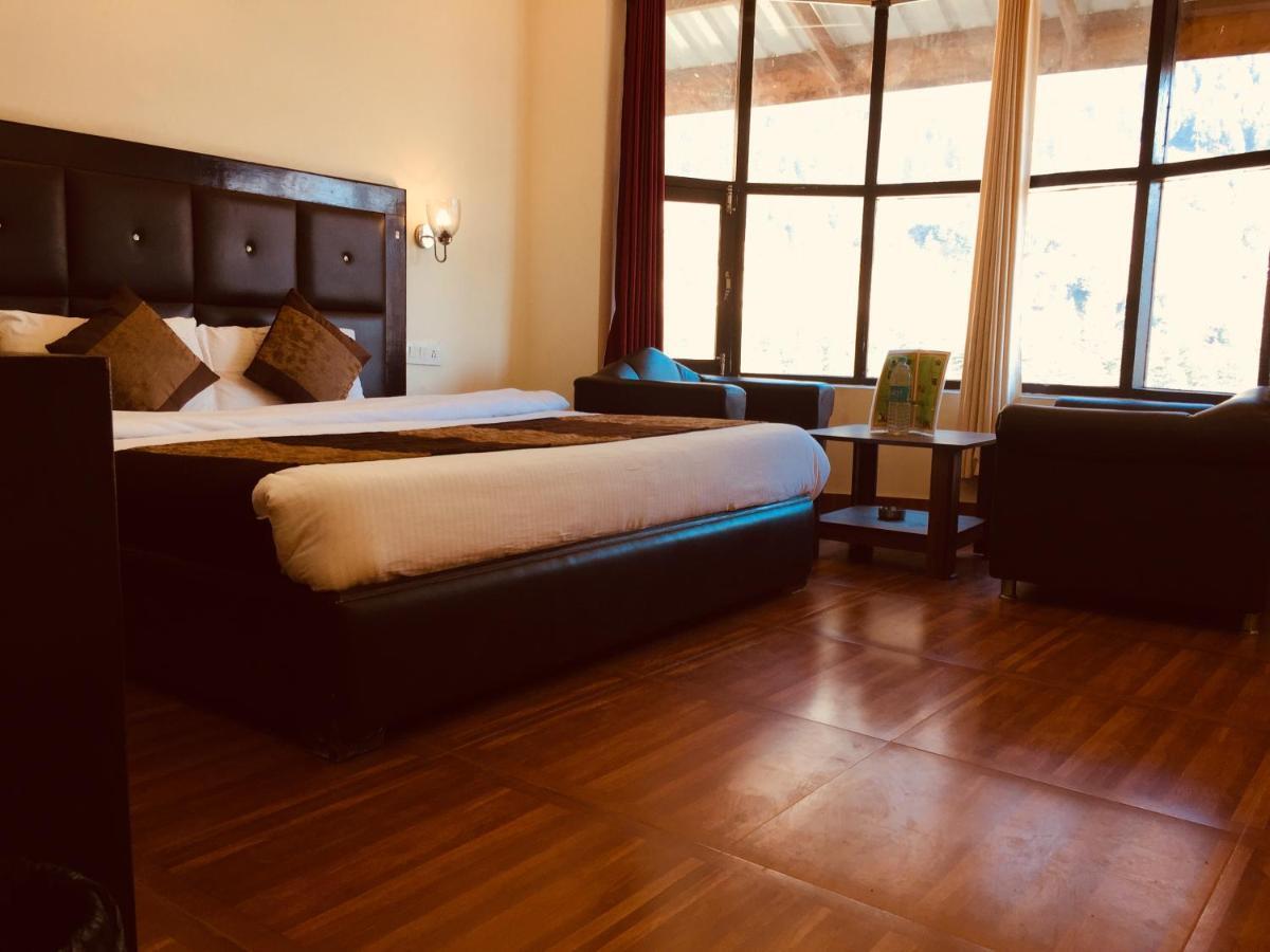 Hotel Hadimba - In City Center Manāli Buitenkant foto