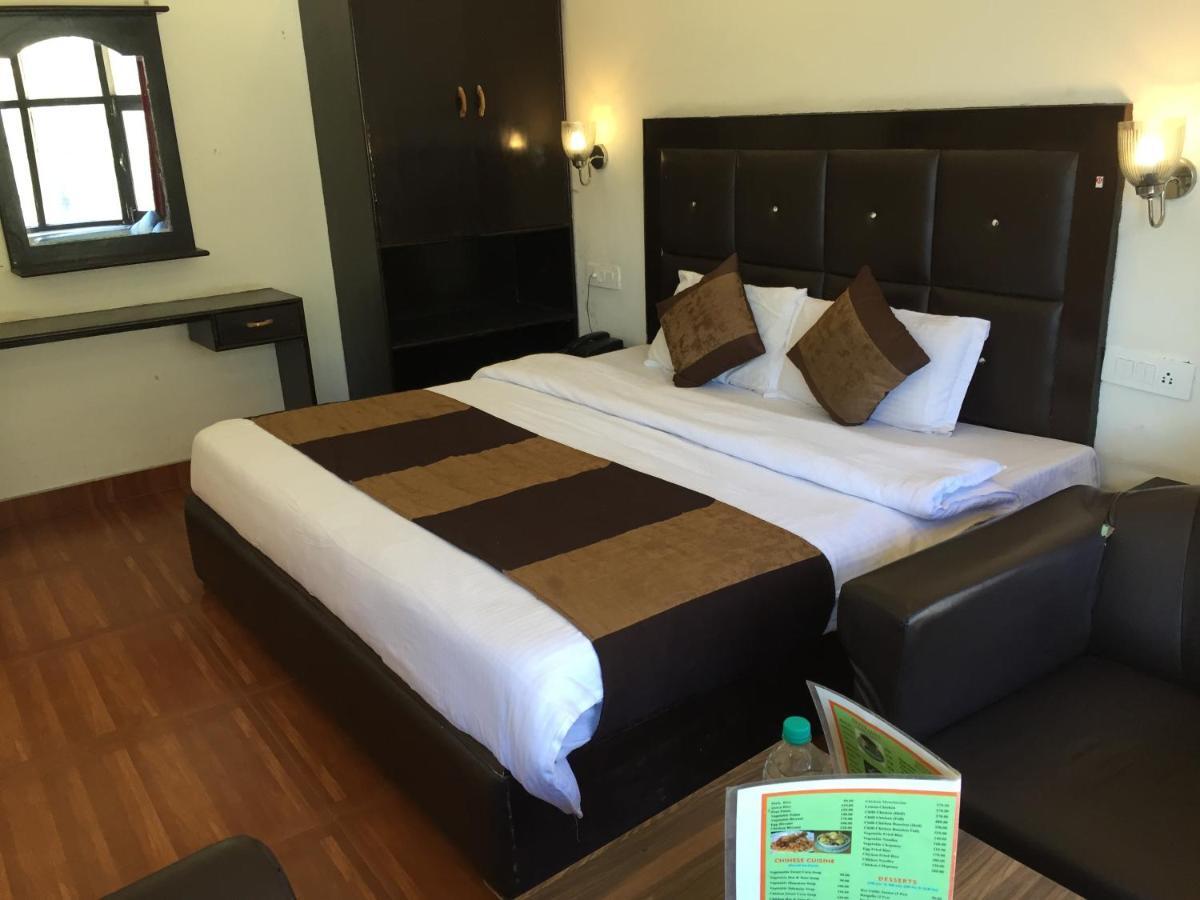 Hotel Hadimba - In City Center Manāli Buitenkant foto